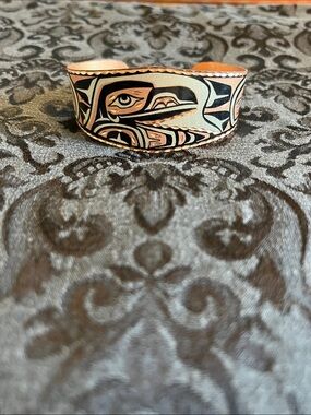 Raven copper tone bracelet. Excellent condition.